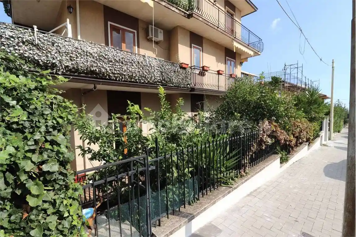 Appartamento in vendita a Zafferana Etnea