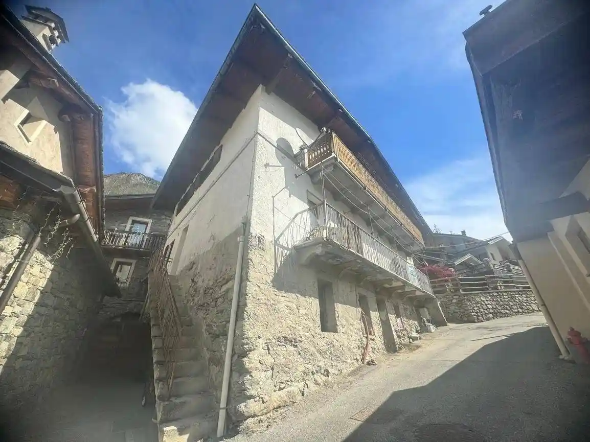 Bilocale frazione Cheillon 10, Valpelline - foto 2