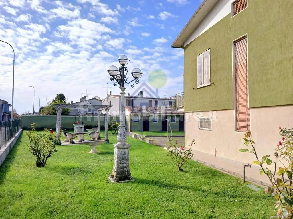 Terratetto unifamiliare via XXV Aprile 80, Bozzolo - foto 3