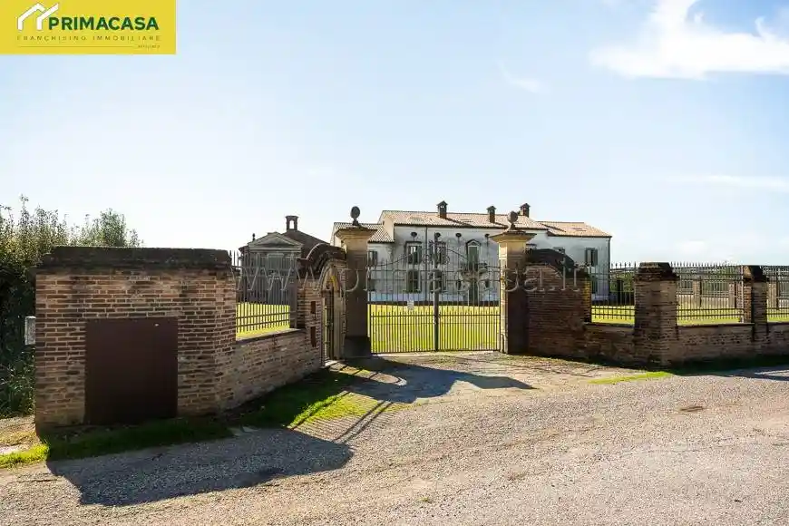 Rustico - Casale in vendita a Ronco all'Adige