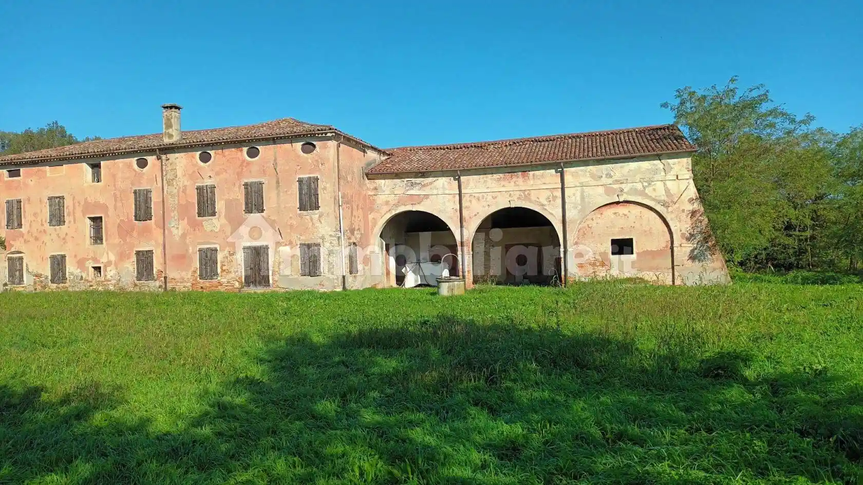 Palazzo - Edificio in vendita a Cervarese Santa Croce