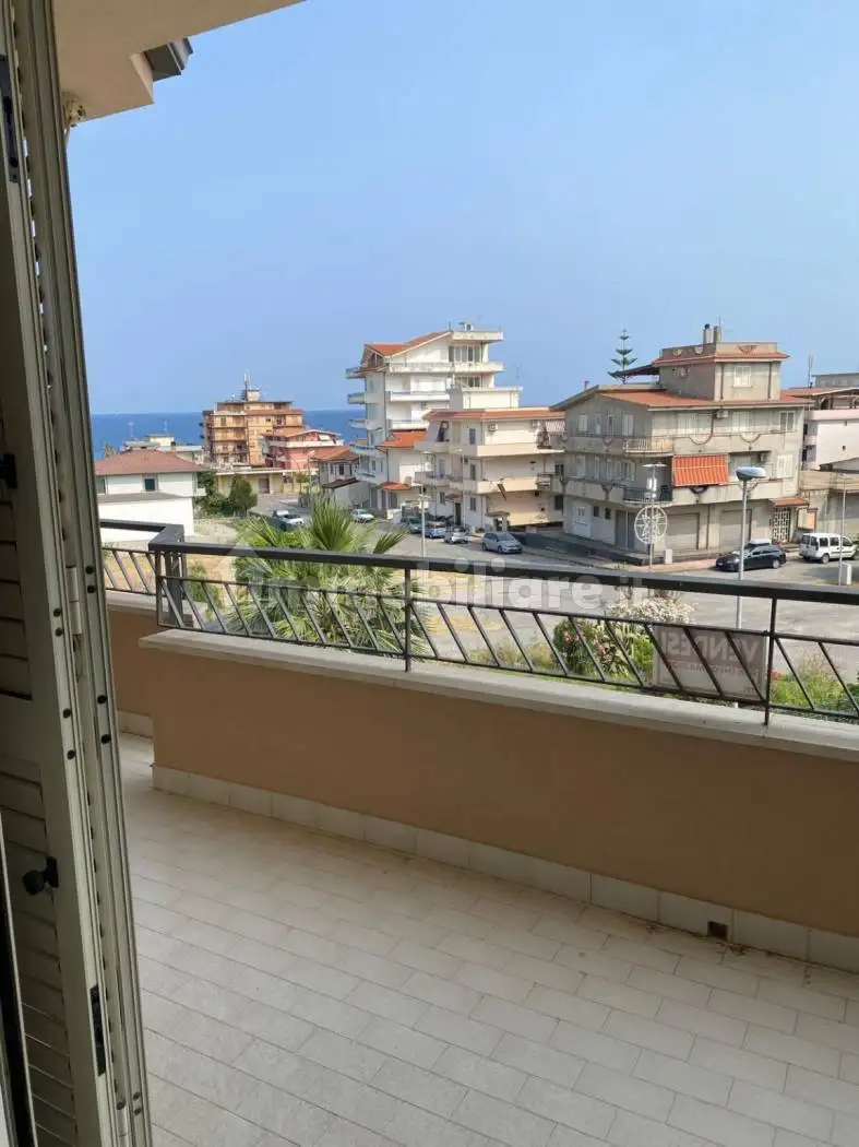 Appartamento in vendita a Monasterace