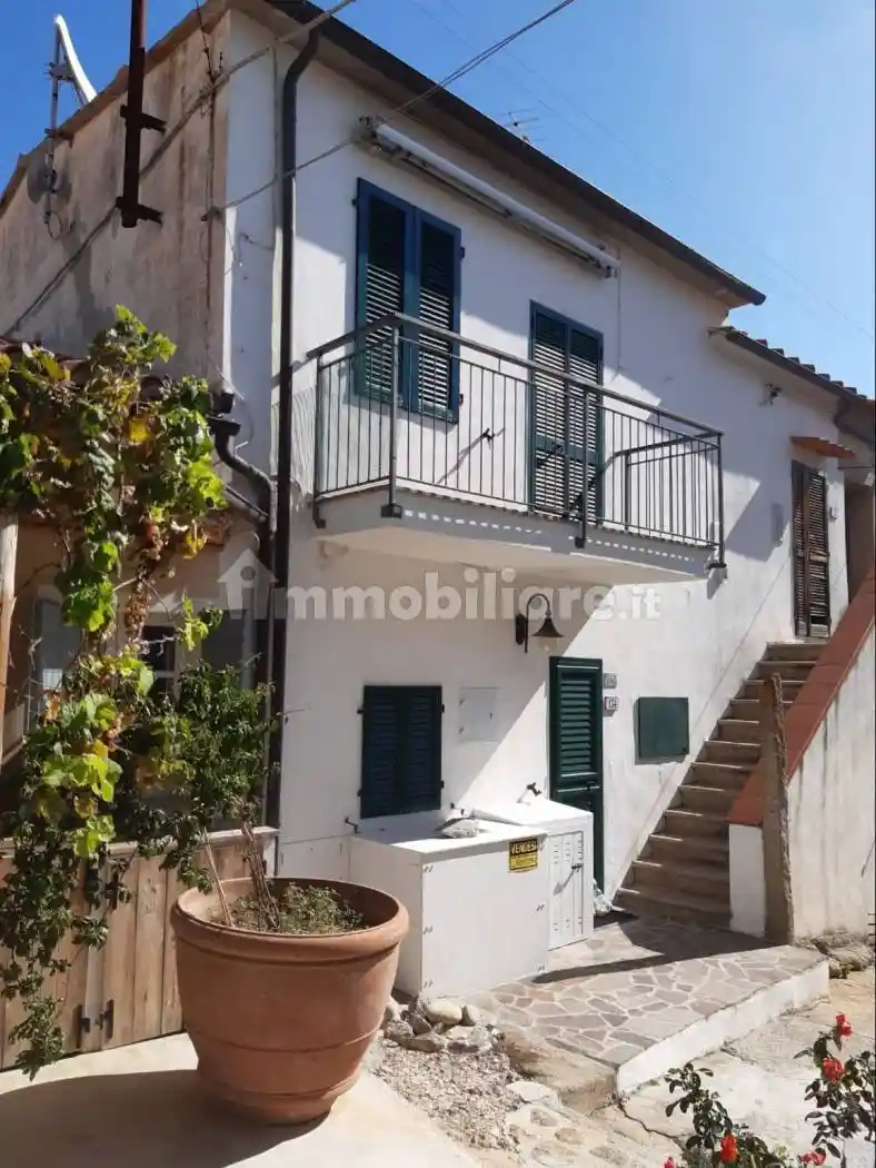 Casa indipendente in vendita a Campo nell'Elba