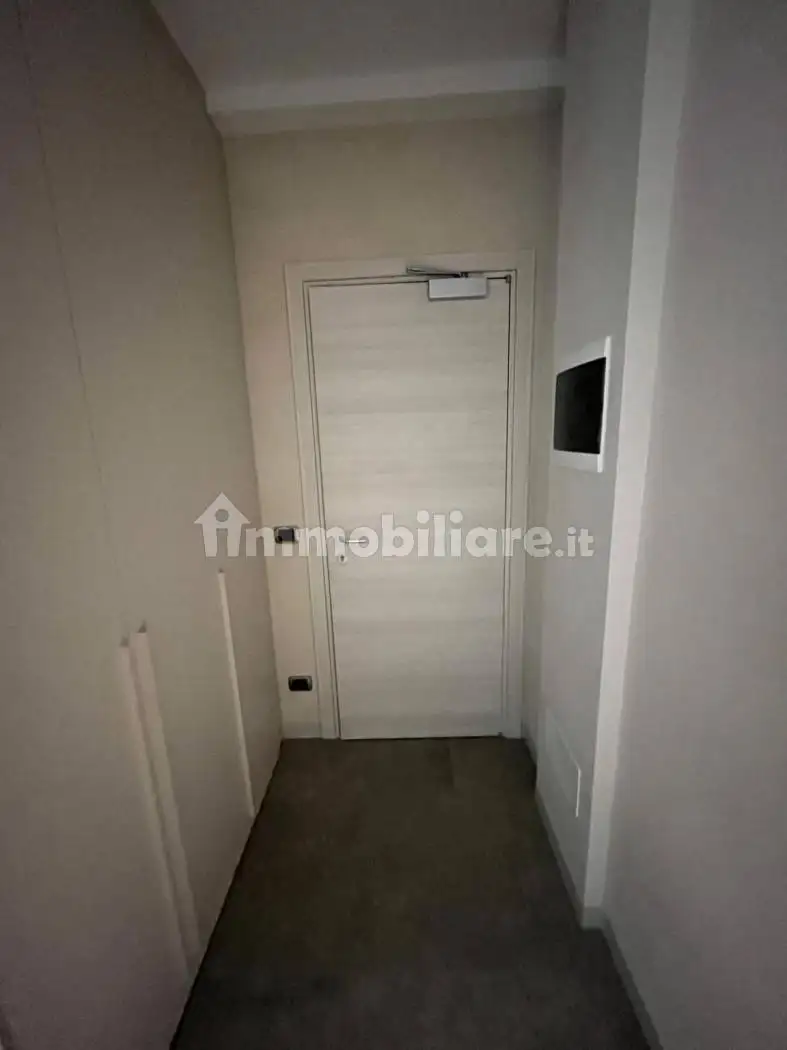 Monolocale ottimo stato, secondo piano, Centro, Correggio - foto 2