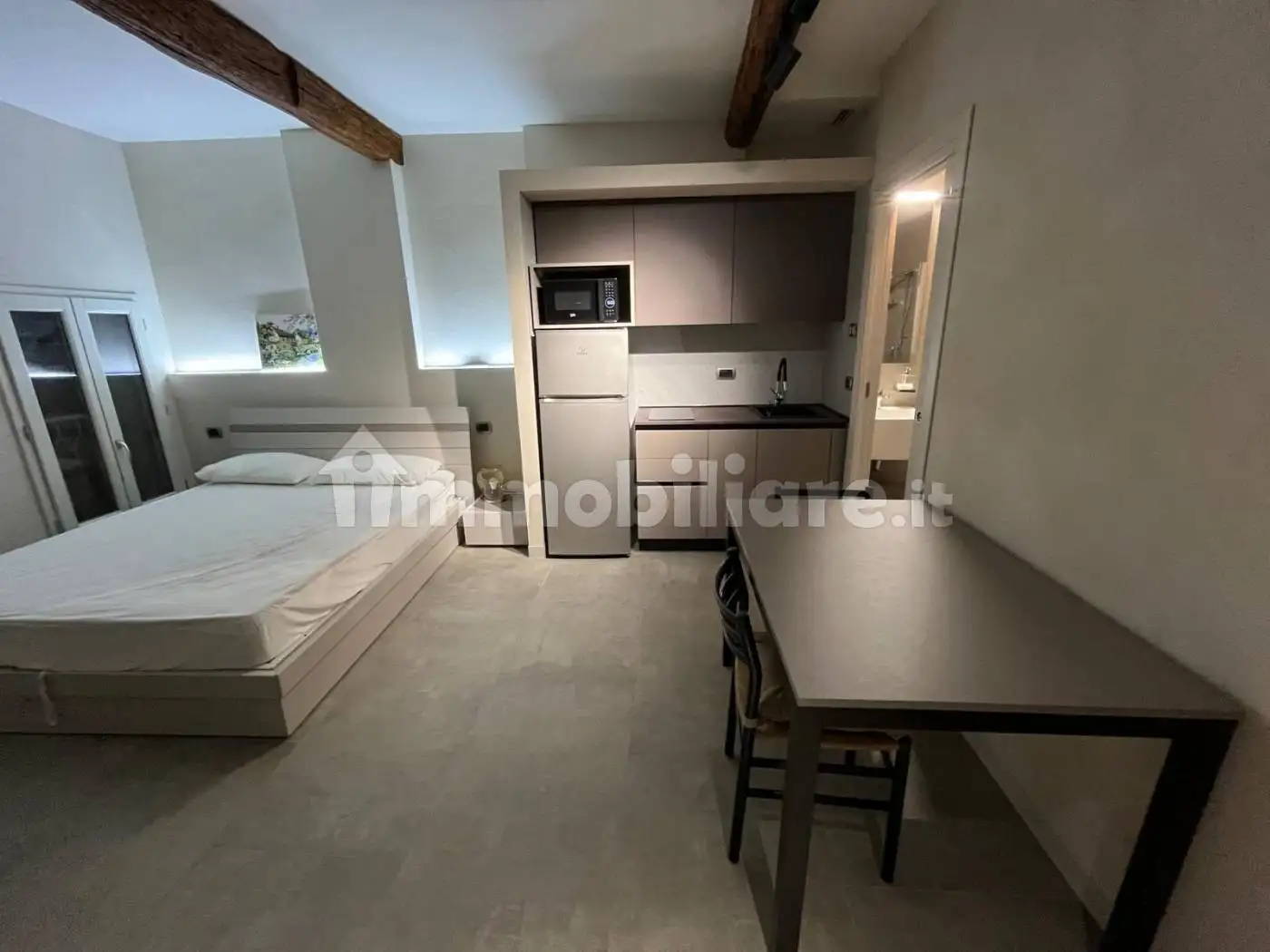 Monolocale ottimo stato, secondo piano, Centro, Correggio - foto 4