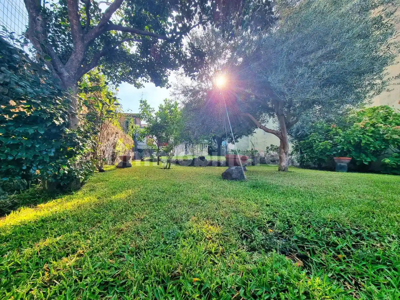Villa in vendita a Piedimonte Etneo
