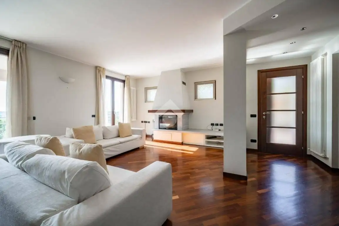 Villa unifamiliare via Cristofolo Colombo 012, Ello - foto 2