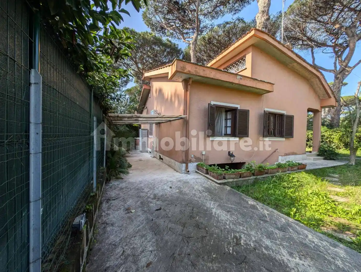 Villa in vendita a Fiumicino