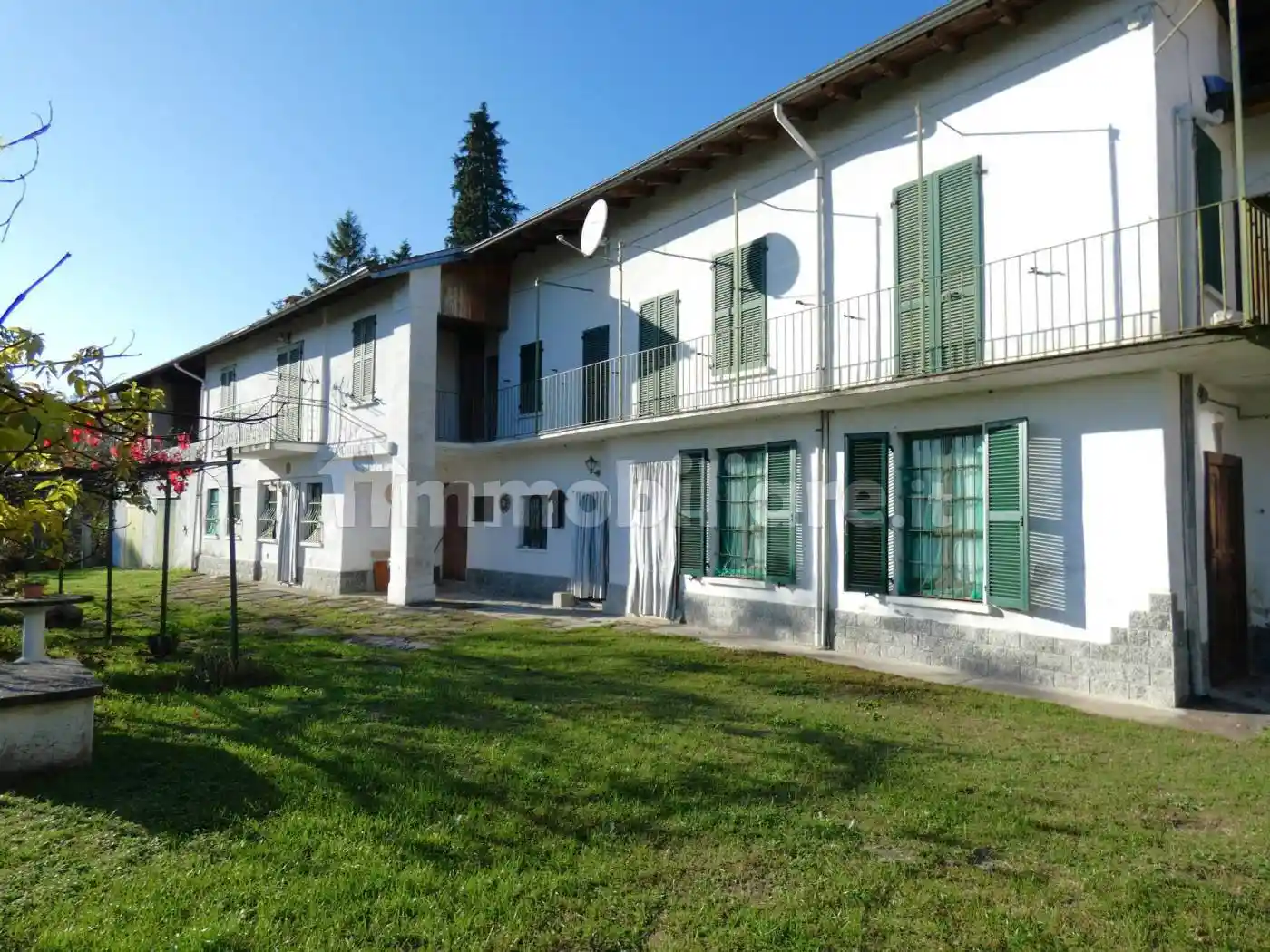 Rustico - Casale in vendita a Casalzuigno