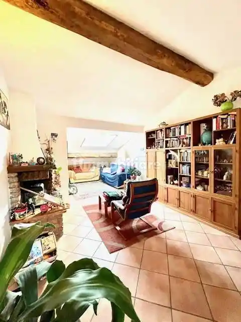 Appartamento in vendita a Sarzana