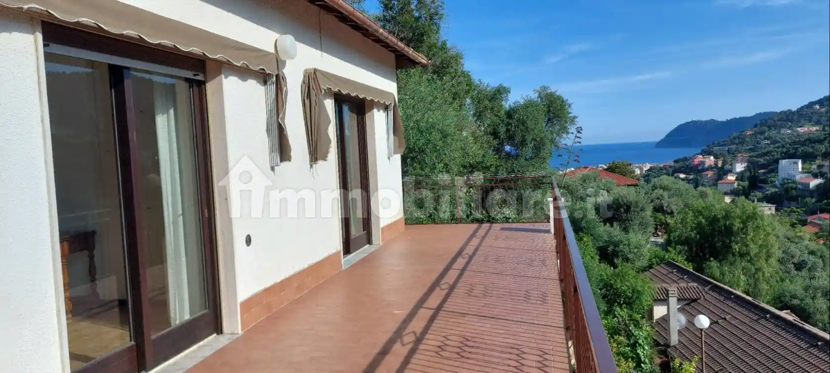 Villa unifamiliare via Adelasia 125, Parco San Rocco, Tetti Rossi, Loreto, Alassio - foto 5