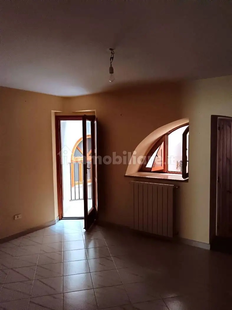 Bilocale via D'Aulisio 10, Centro, Bagnoli Irpino - foto 2