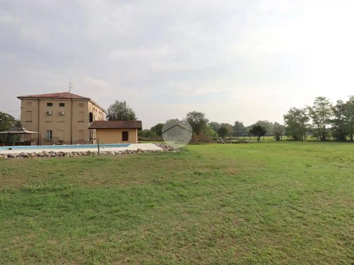 Rustico - Casale in vendita a San Giorgio Bigarello