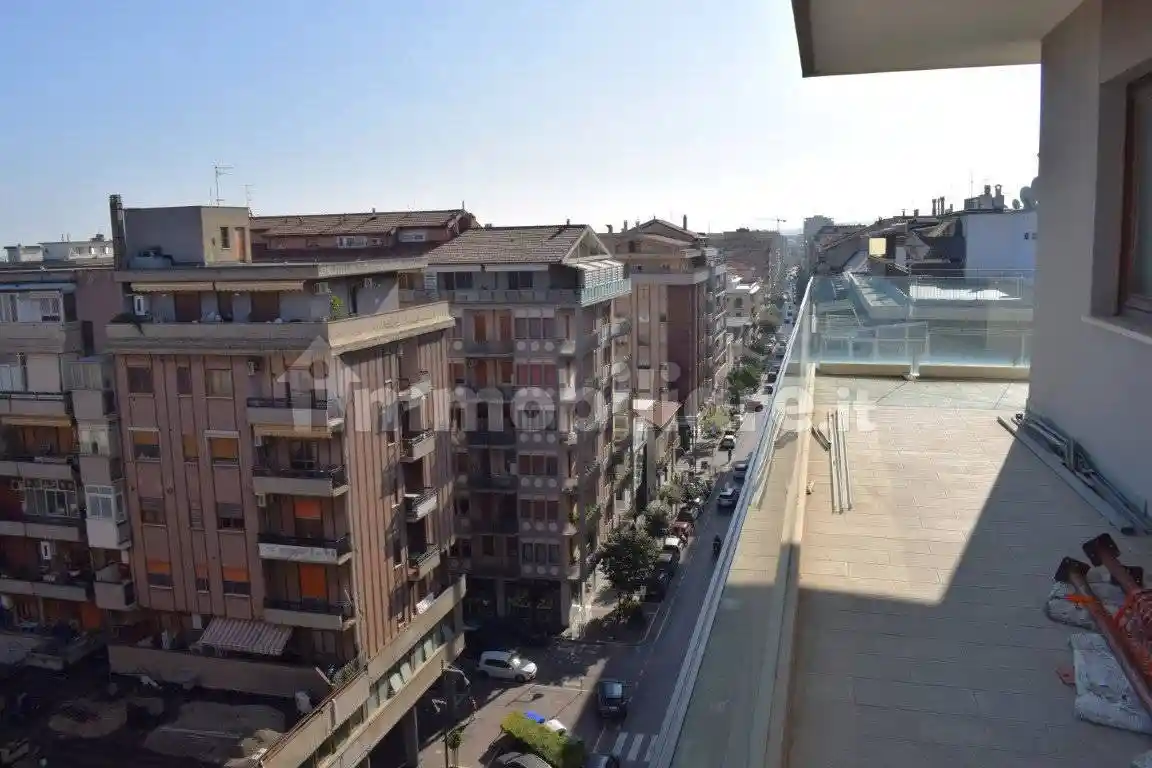 Quadrilocale via Trento 138, Piazza Salotto - Corso Umberto, Pescara - foto 5