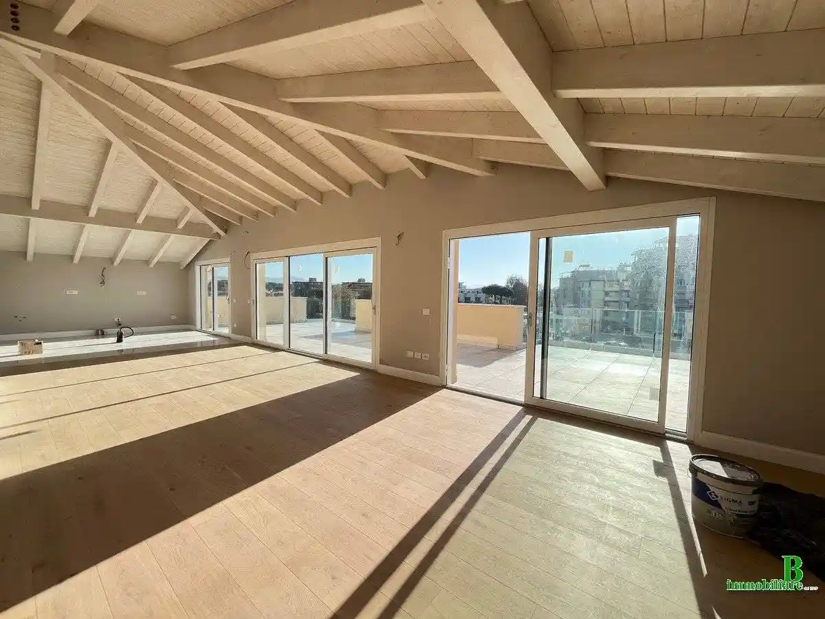 Attico - Mansarda in vendita a Camaiore