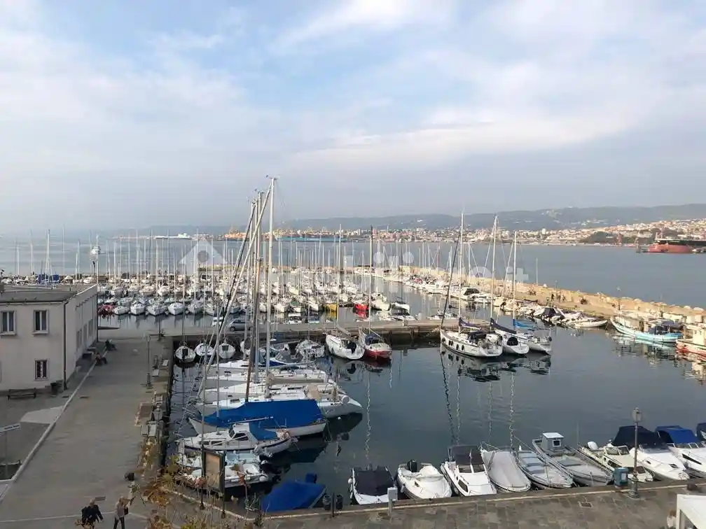 Appartamento in vendita a Muggia