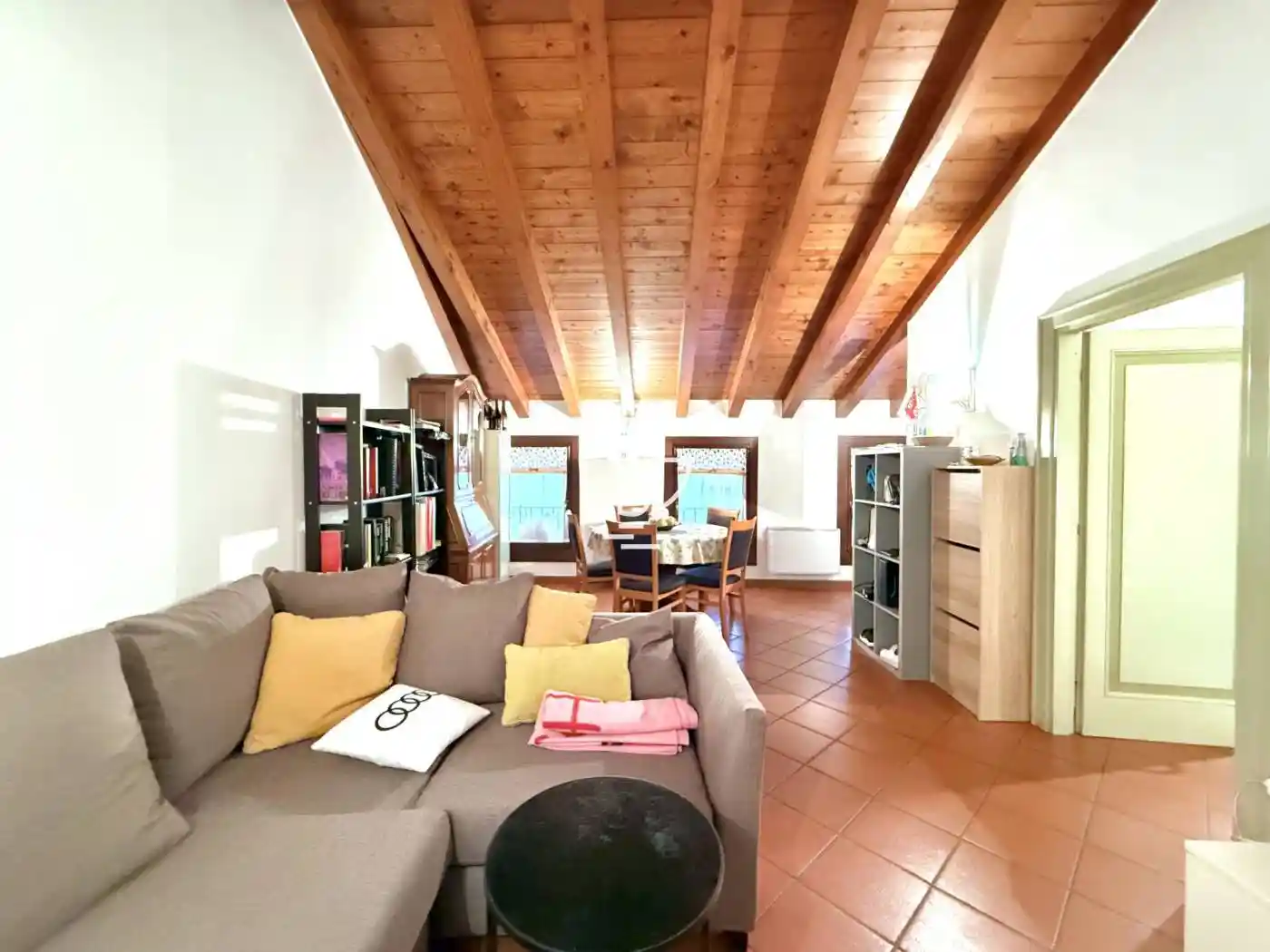 Appartamento in vendita a Padenghe sul Garda