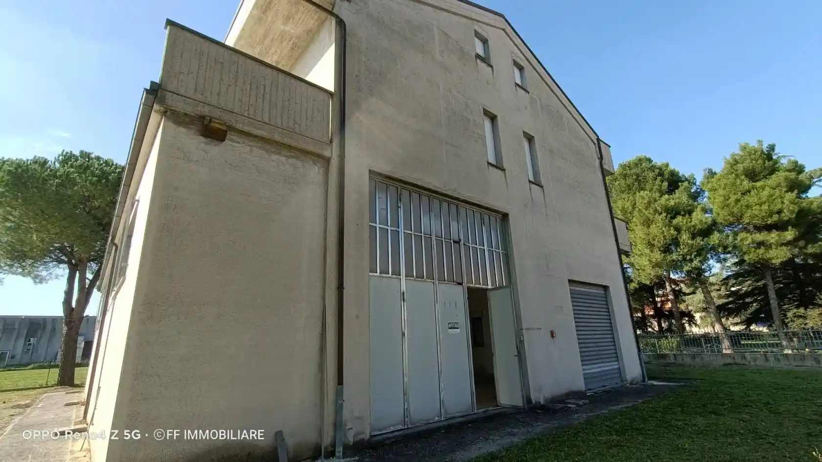 Palazzo - Edificio in vendita a Pollenza