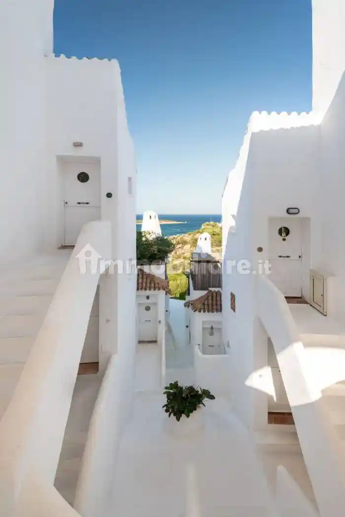 Appartamento in vendita a Arzachena