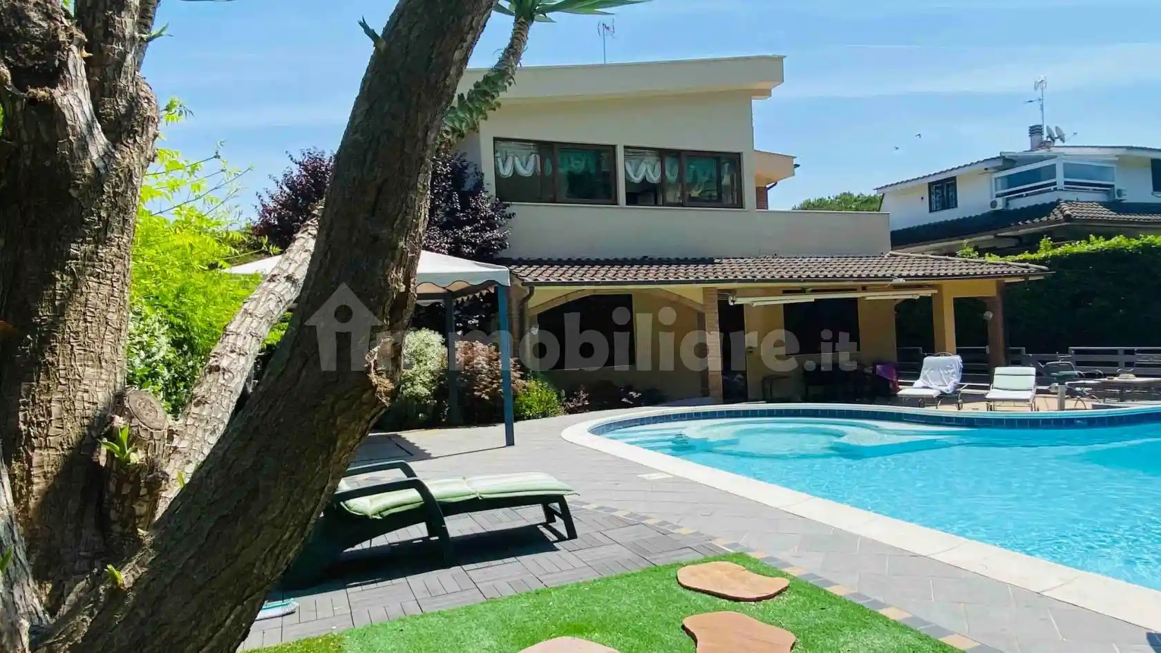 Villa unifamiliare viale di Castel Porziano, Infernetto, Roma - foto 3