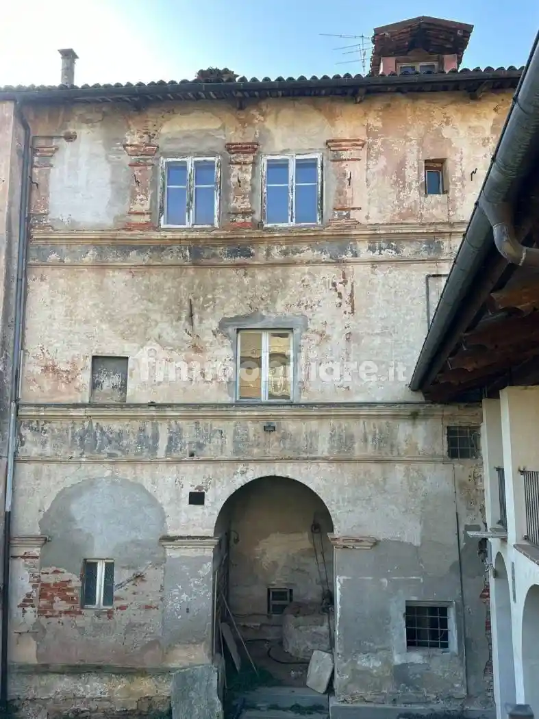 Casa indipendente in vendita a Verzuolo