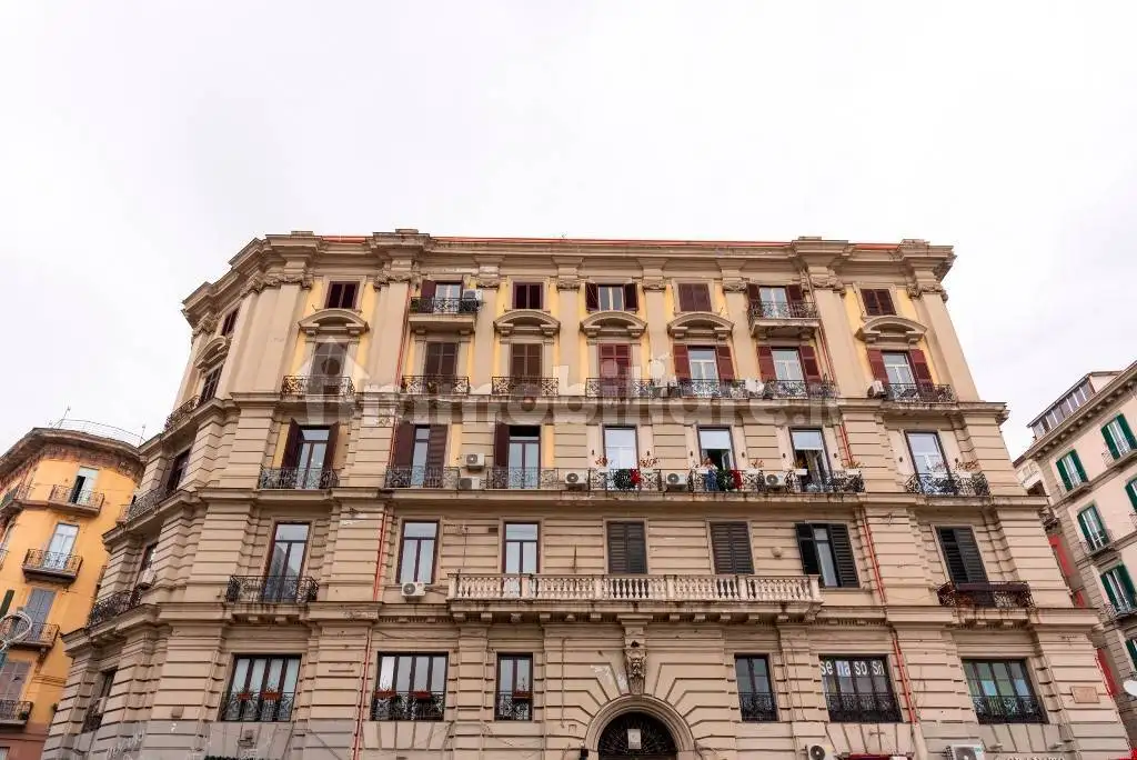 Appartamento in vendita a Napoli