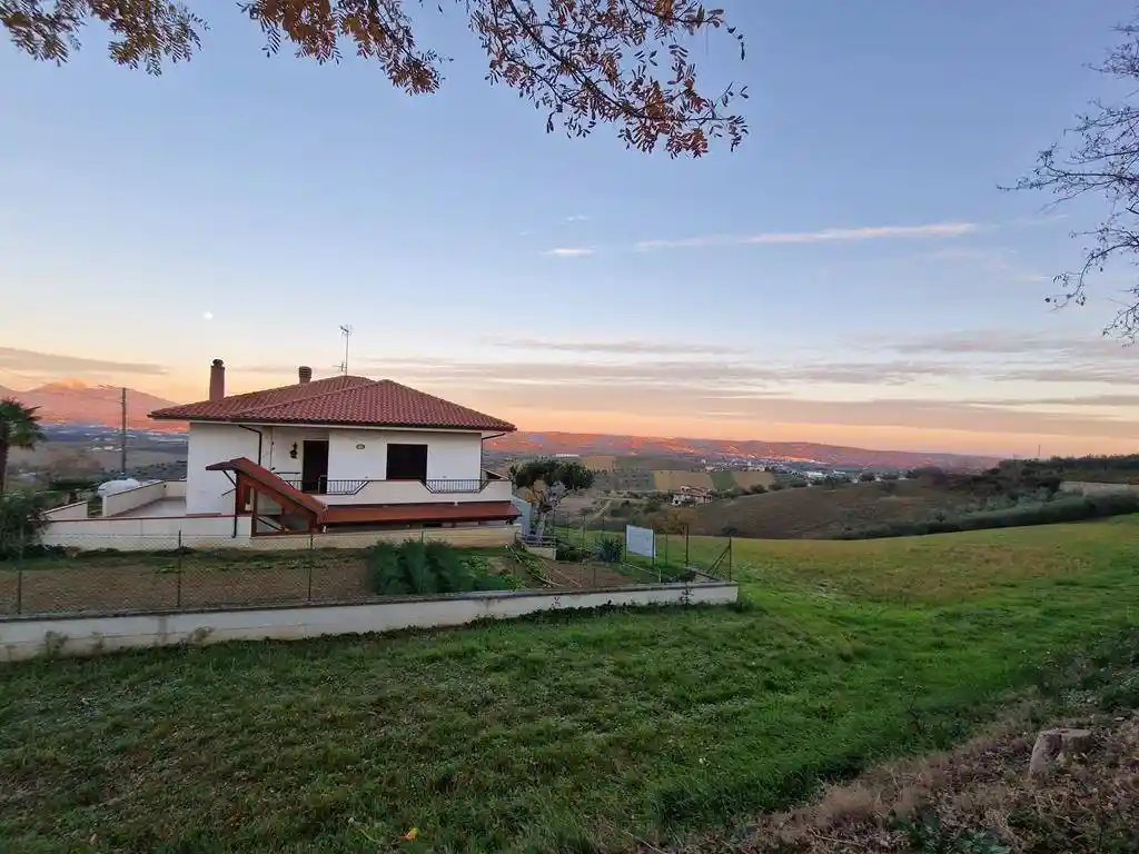 Villa unifamiliare Strada Provinciale Grasciano 21, Notaresco - foto 3