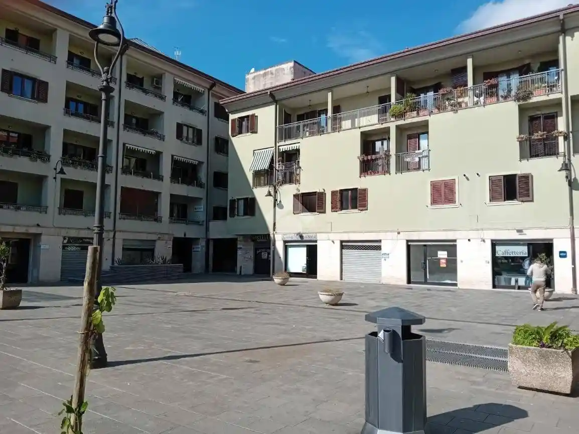 Loft vicolo della Neve 1, Emanuele II, C. Colombo, Morelli e Silvati, Avellino - foto 3