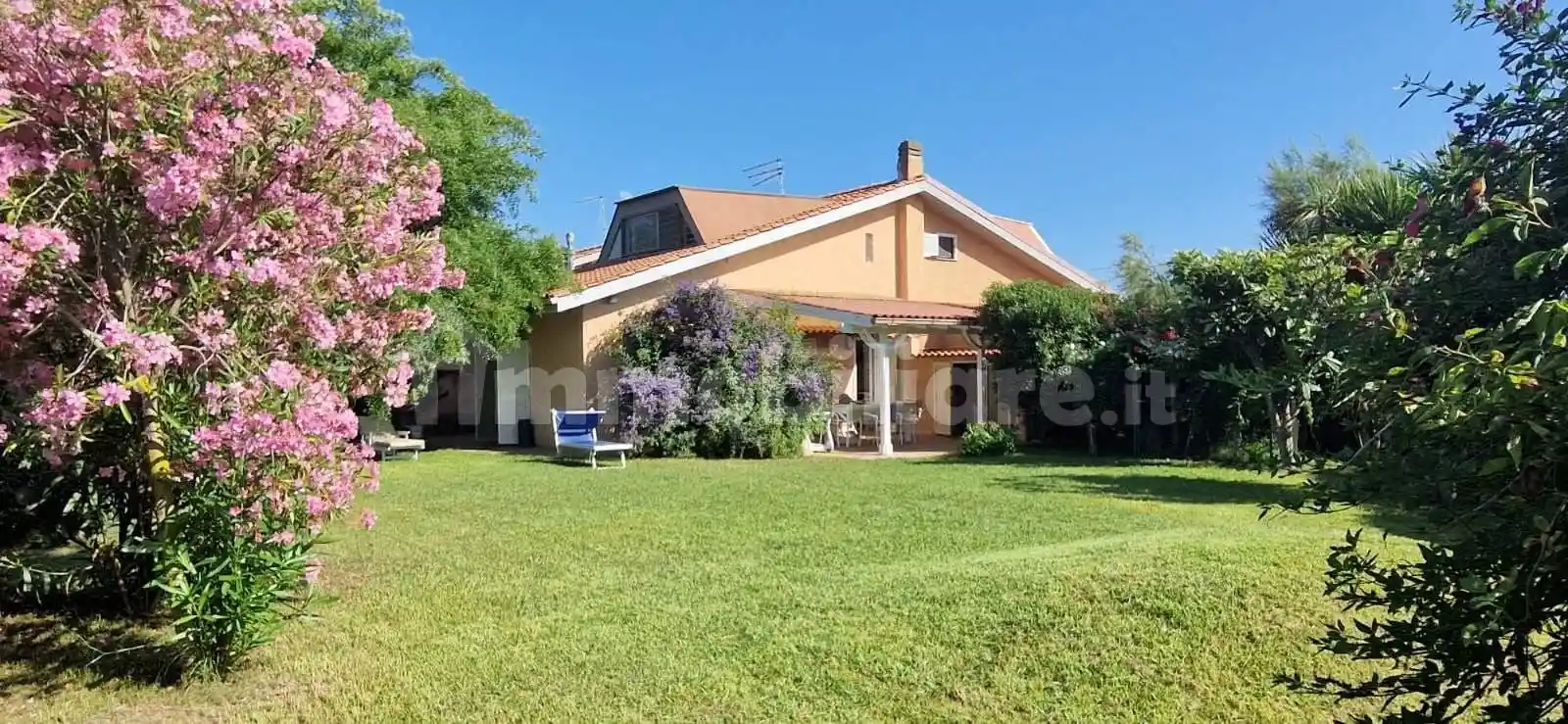 Villa in affitto a Ladispoli