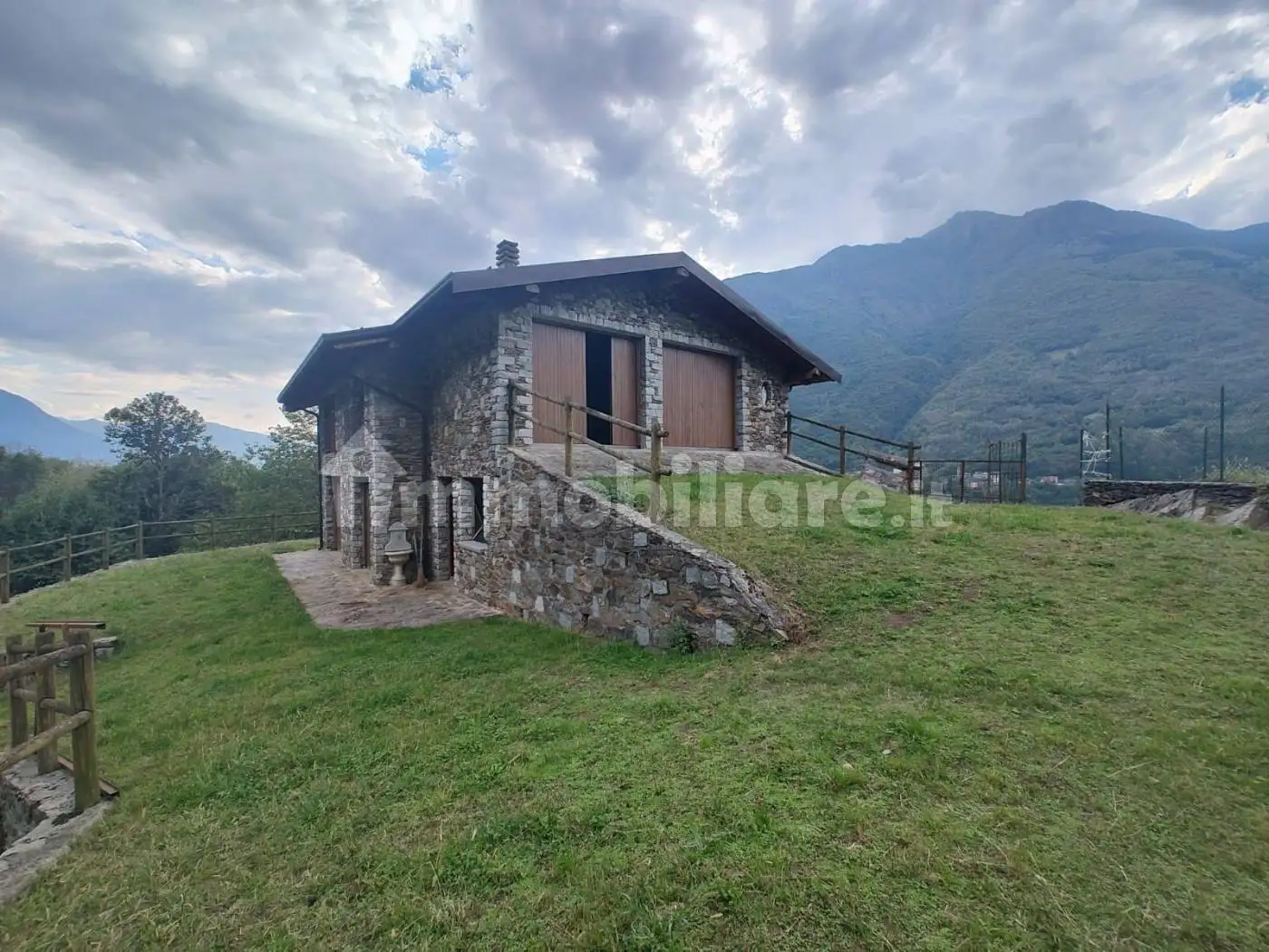 Rustico - Casale in vendita a Cedegolo