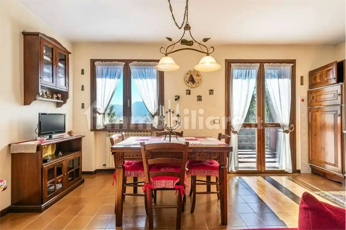 Appartamento in vendita a Onore