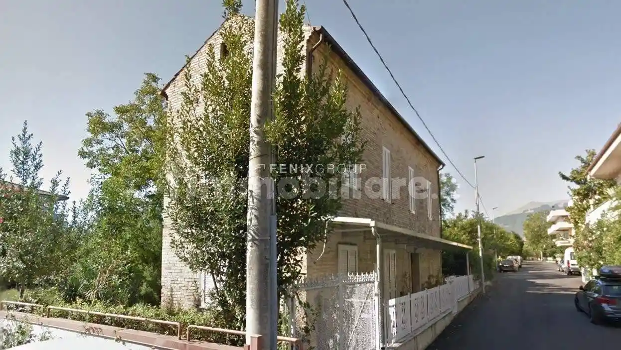 Villa unifamiliare via Piave 27, Centro, Sant'Egidio alla Vibrata - foto 3