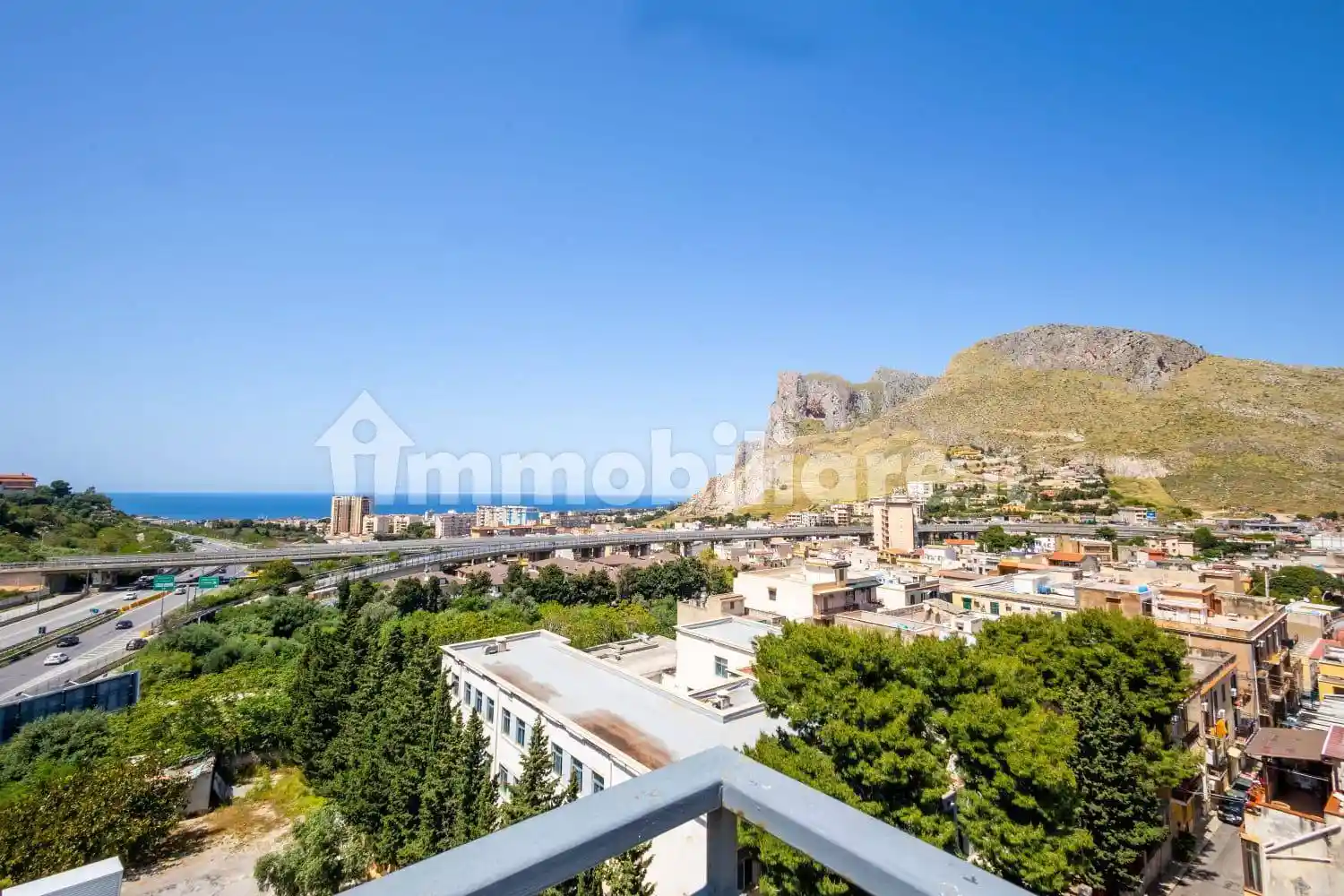 Appartamento in vendita a Palermo