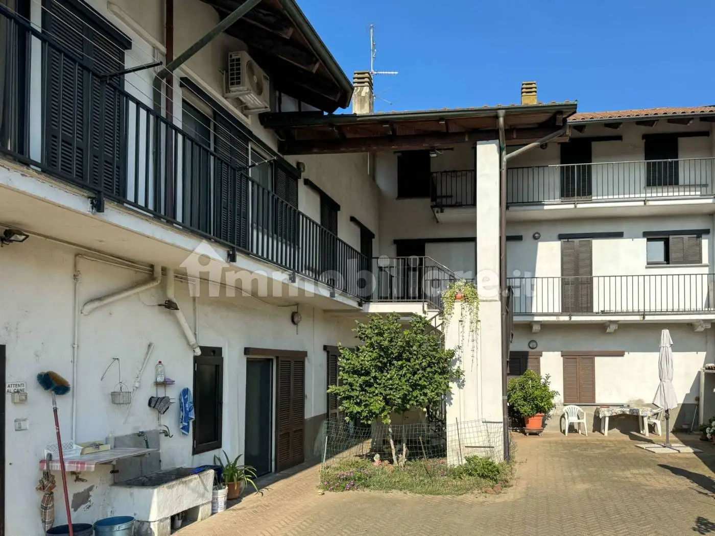 Appartamento in vendita a Landiona