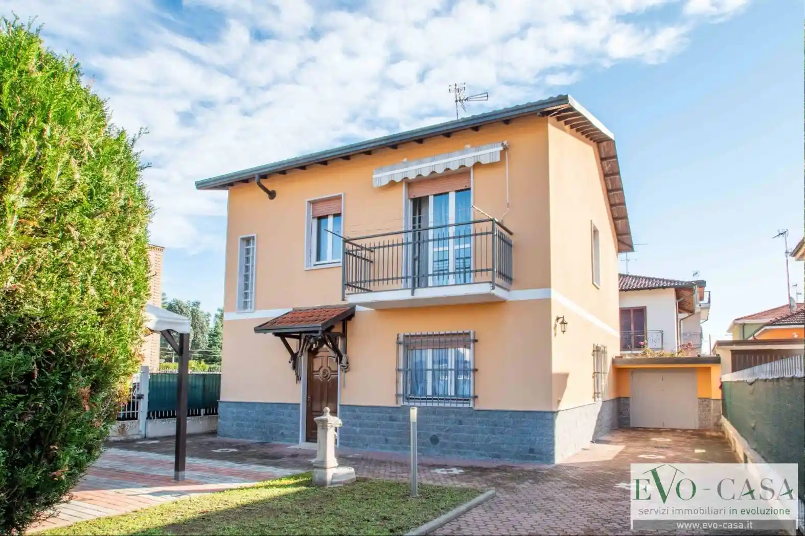Villa in vendita a Samarate