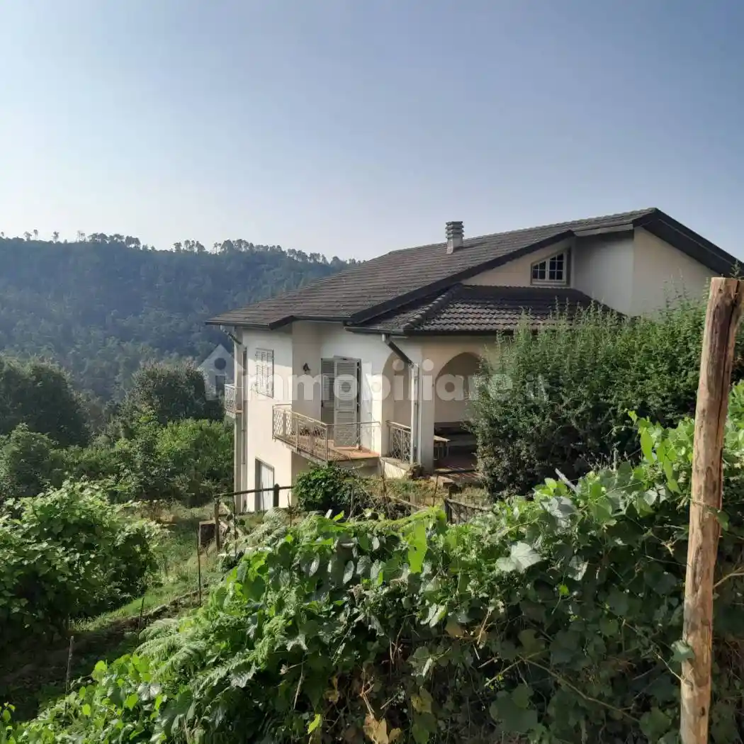 Villa in vendita a Sesta Godano