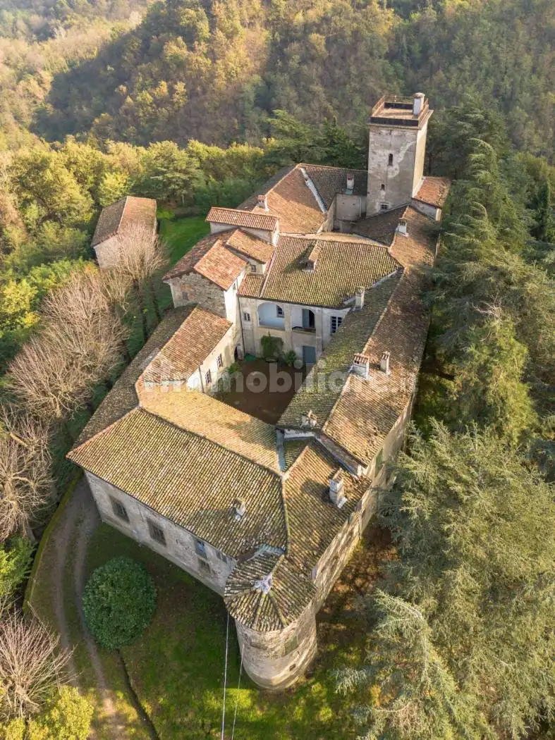 Villa unifamiliare, da ristrutturare, 515 m², Belforte Monferrato - foto 2