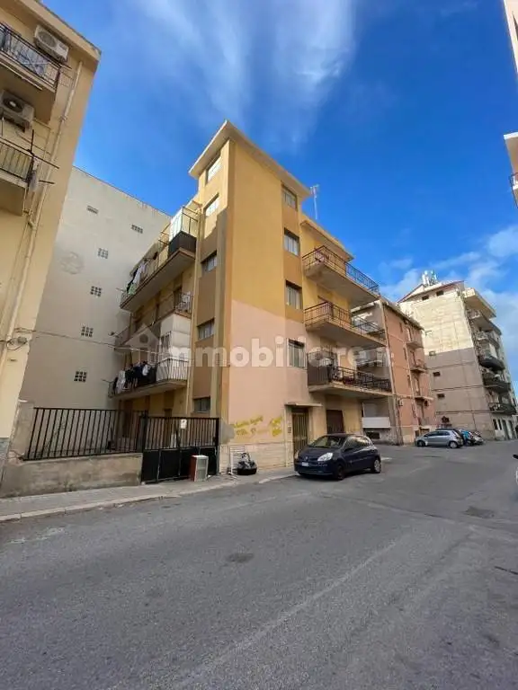 Palazzo - Edificio in vendita a Reggio Calabria