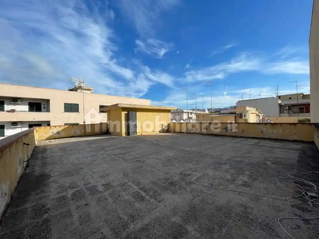 Palazzo - Edificio in Vendita - foto 2