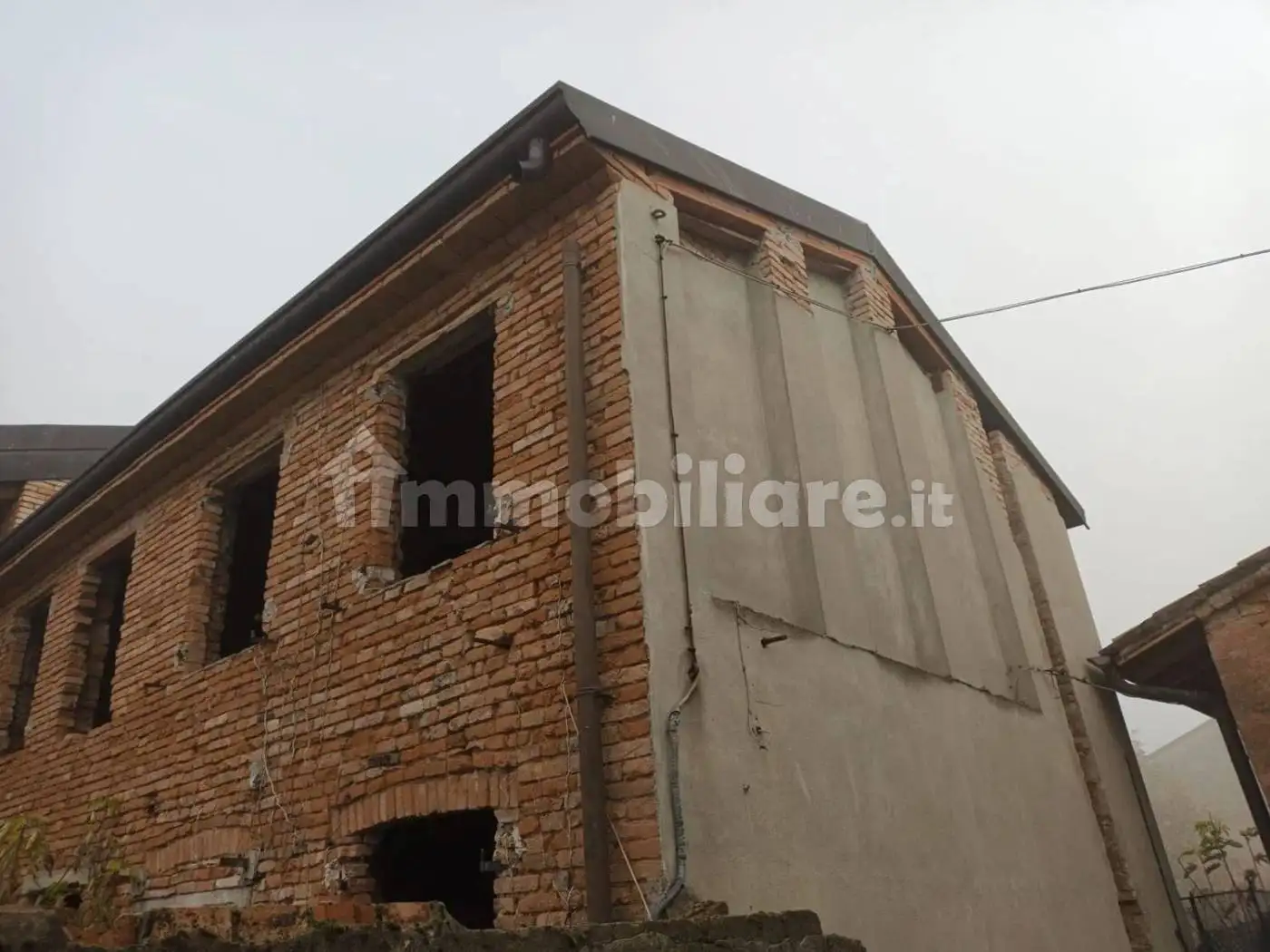 Villa unifamiliare, da ristrutturare, 385 m², Commessaggio - foto 3