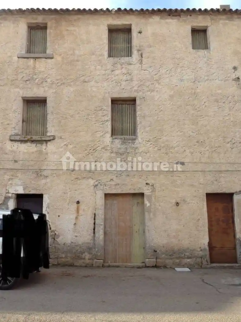 Casa indipendente in vendita a Luras