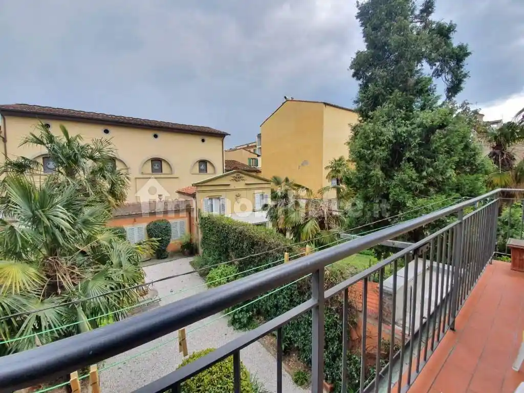 Appartamento in affitto a Firenze