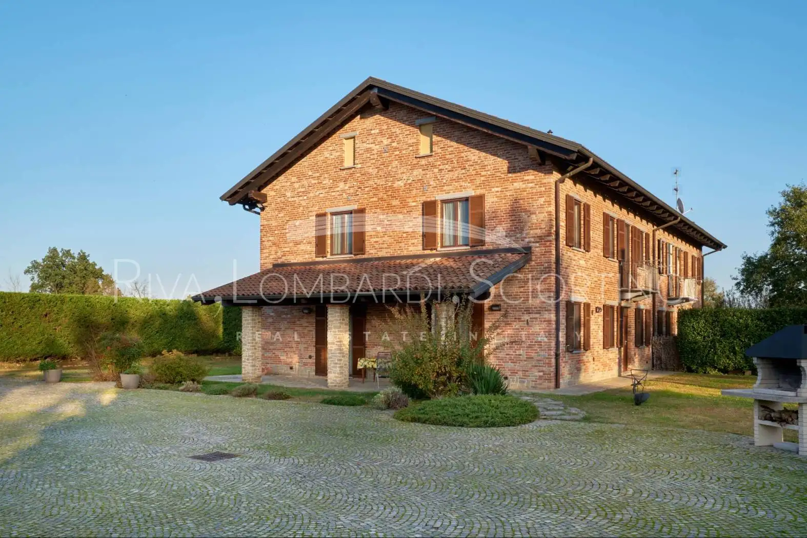 Villa in vendita a Asti