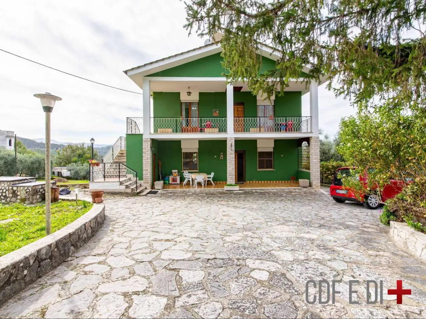 Villa in vendita a Mompeo