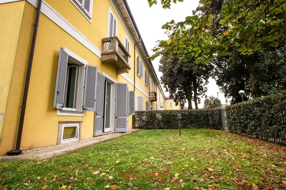 Villetta a schiera - foto 2