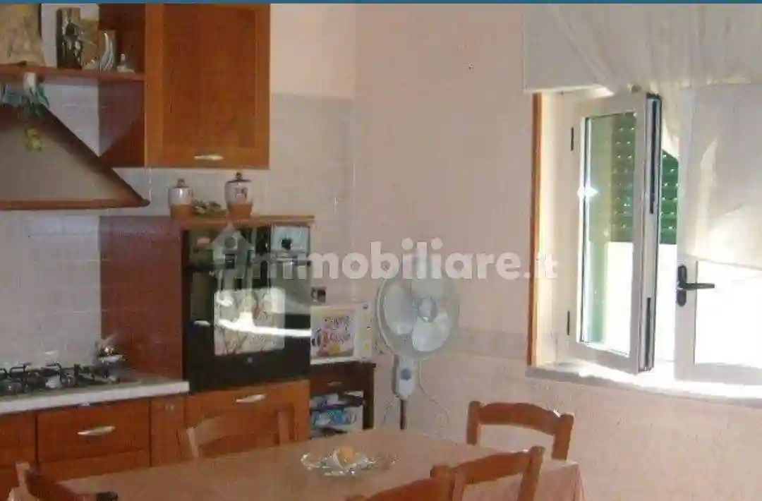 Trilocale via Giovanni Falcone 17, Arpaia - foto 4