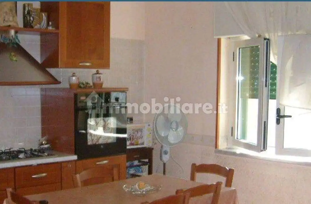 Trilocale via Giovanni Falcone 17, Arpaia - foto 2