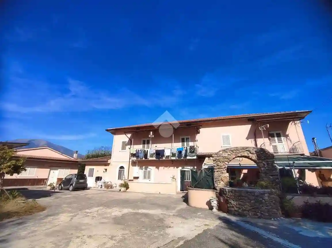 Casa indipendente - foto 2