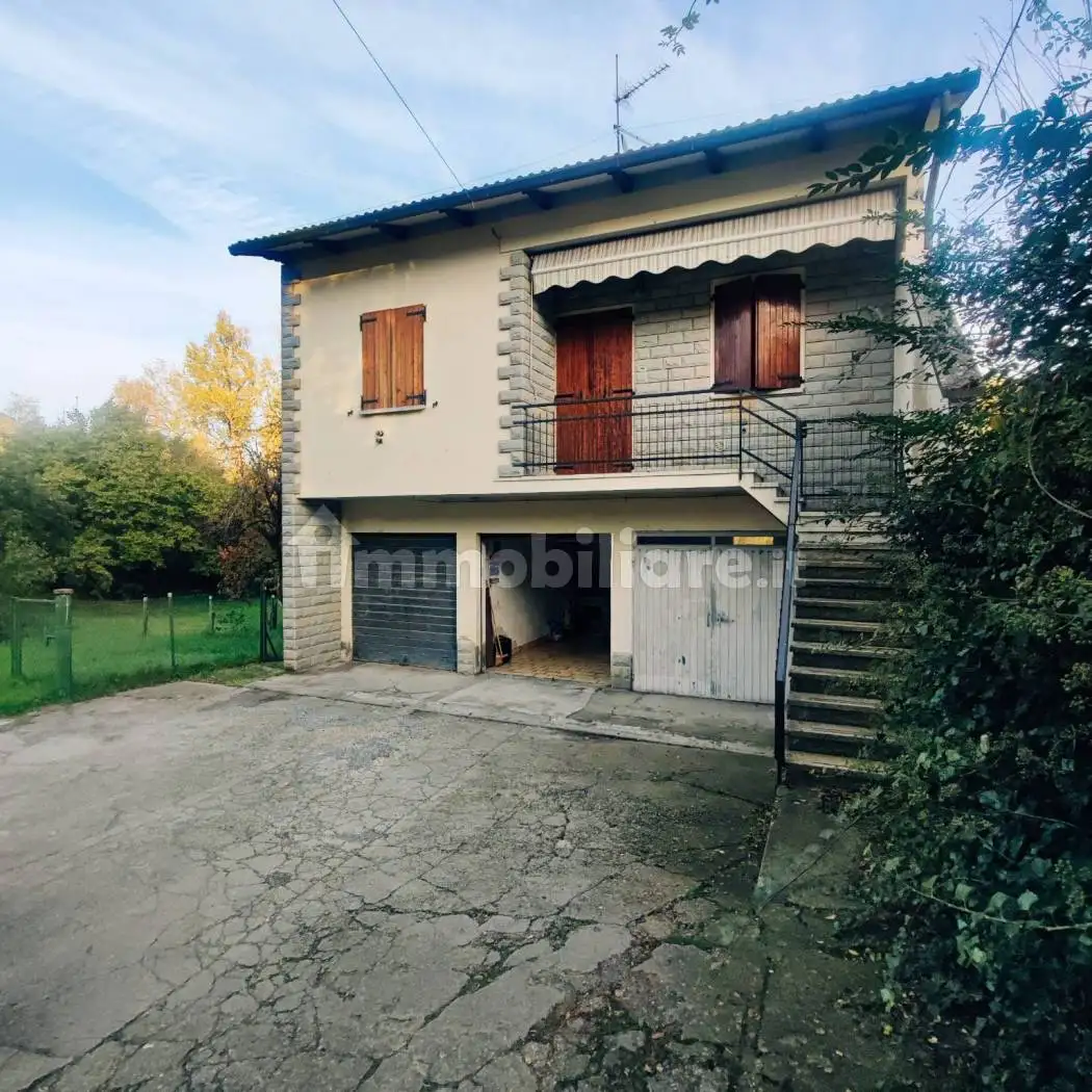 Villa in vendita a Gaggio Montano