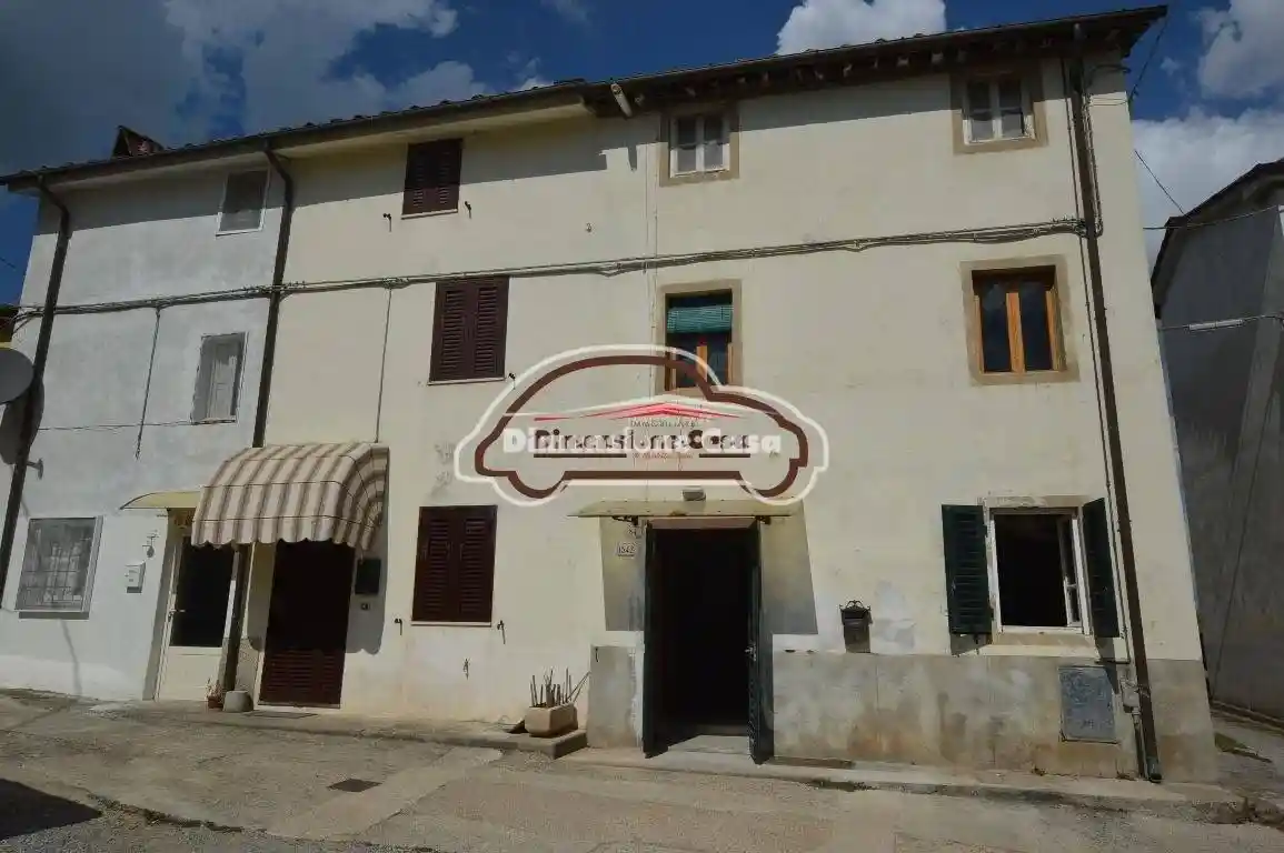 Casa indipendente in vendita a Lucca